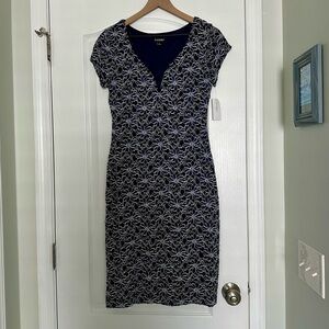Roz & Ali cocktail dress, blue size 6 NWT